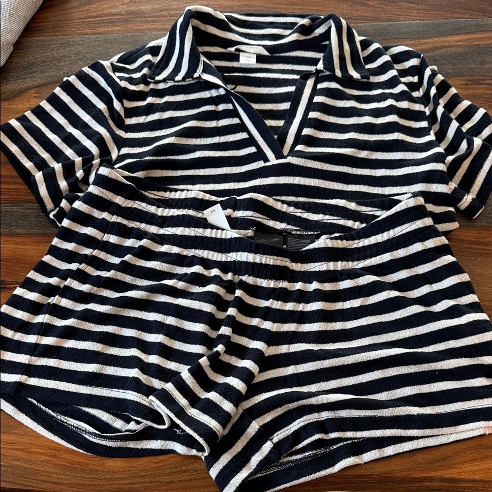 H&M - MAMA 2 piece knit set